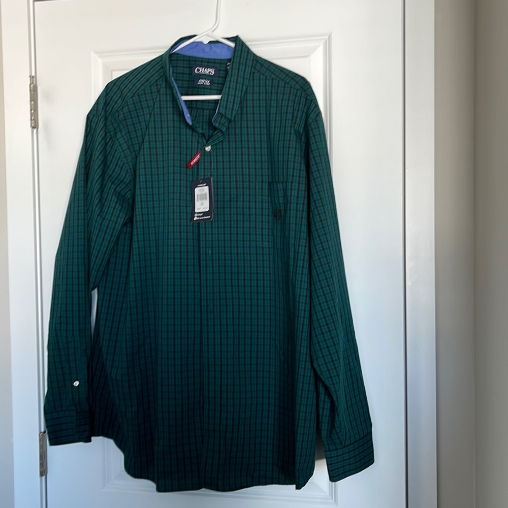 Chaps men’s XXL green and black button down shirt